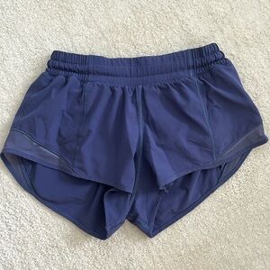 Lululemon Size 4 Hottie Hot Shorts